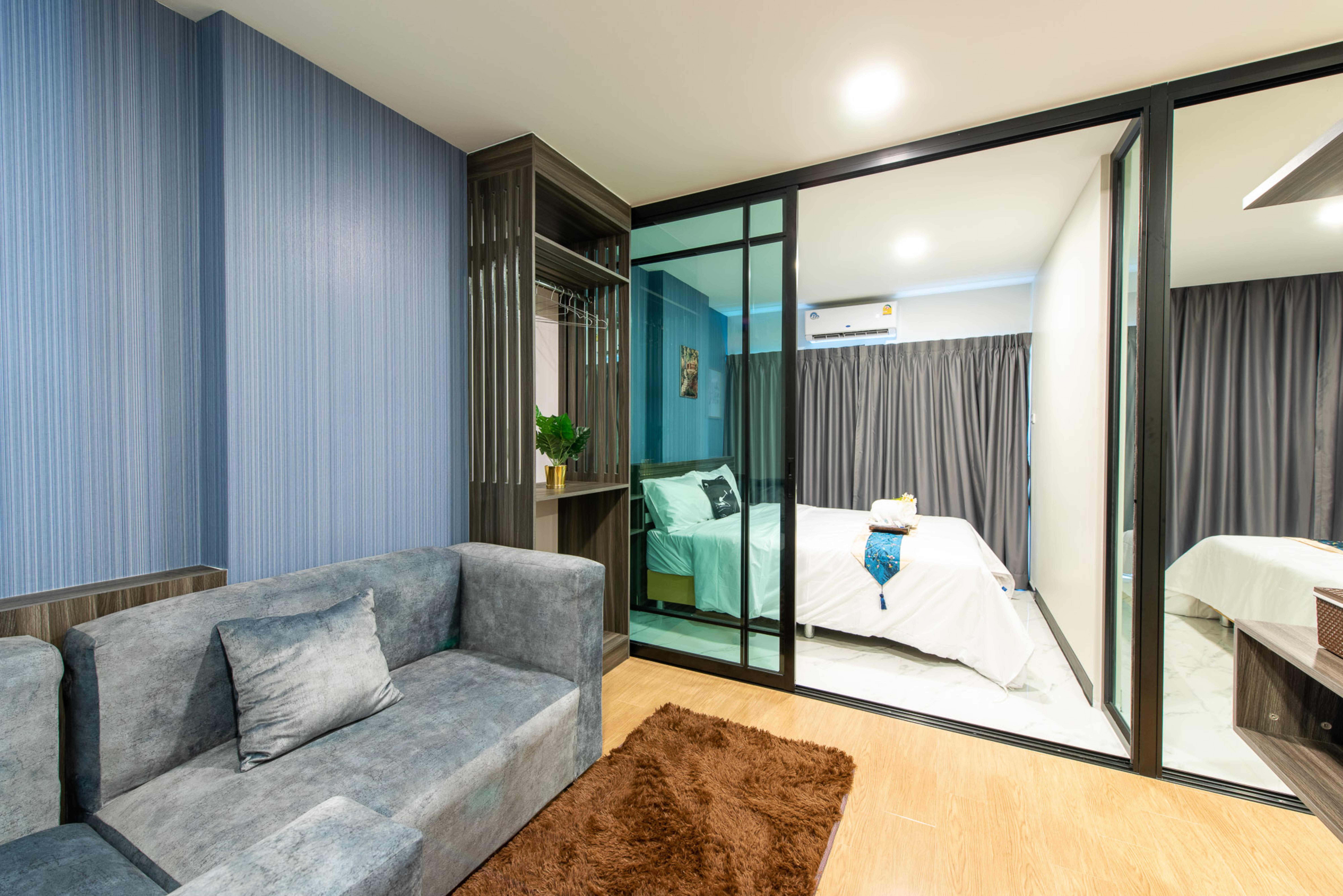 Metro Hotel Ratchada 36 Банкок Екстериор снимка